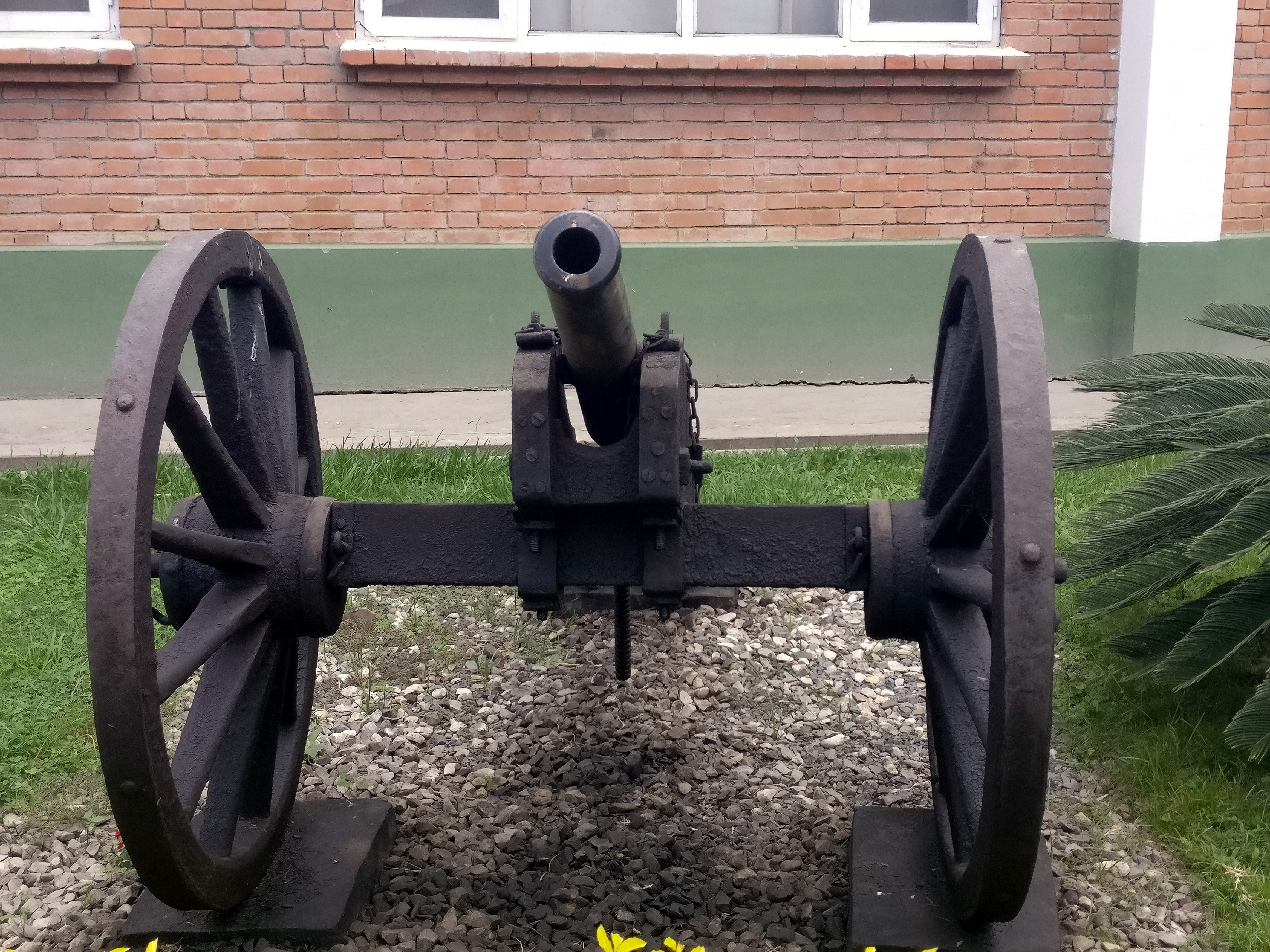 Anonther cannon on display